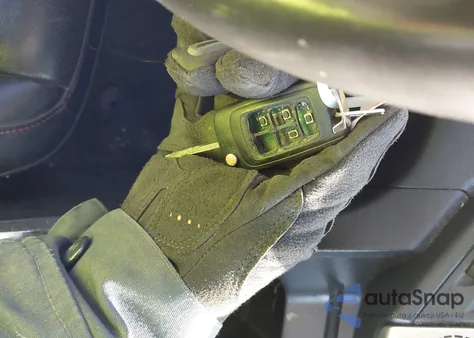 2011 Chevrolet Equinox Ltz z USA, uszkodzony, nr VIN 2CNFLGEC1B6323587